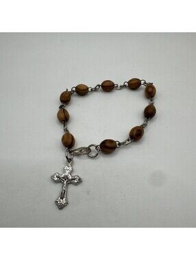 Jerusalem Olive Wood Bead Rosary Bracelet Silver Tone Crucifix Cross 9 Inch